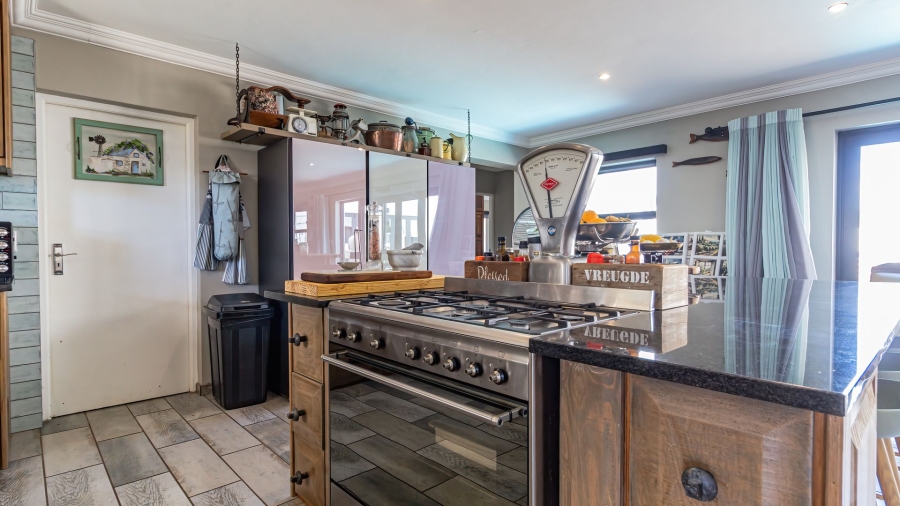 10 Bedroom Property for Sale in Jacobsbaai Western Cape